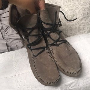 Gray Minnetonka Moccasins size 9